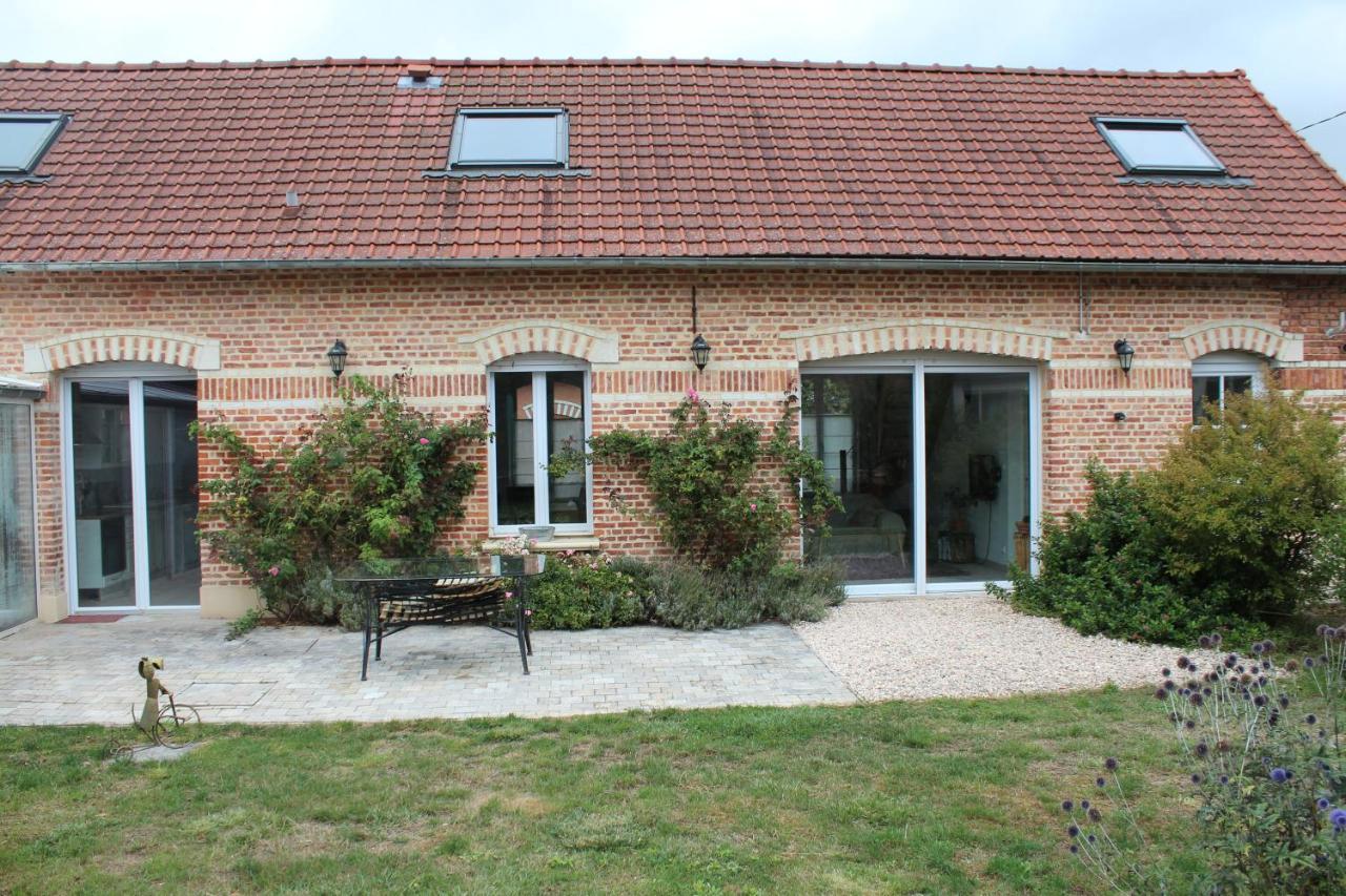 Jolie Maison Avec Jardin - 2 Chambres Le Hamel  Buitenkant foto